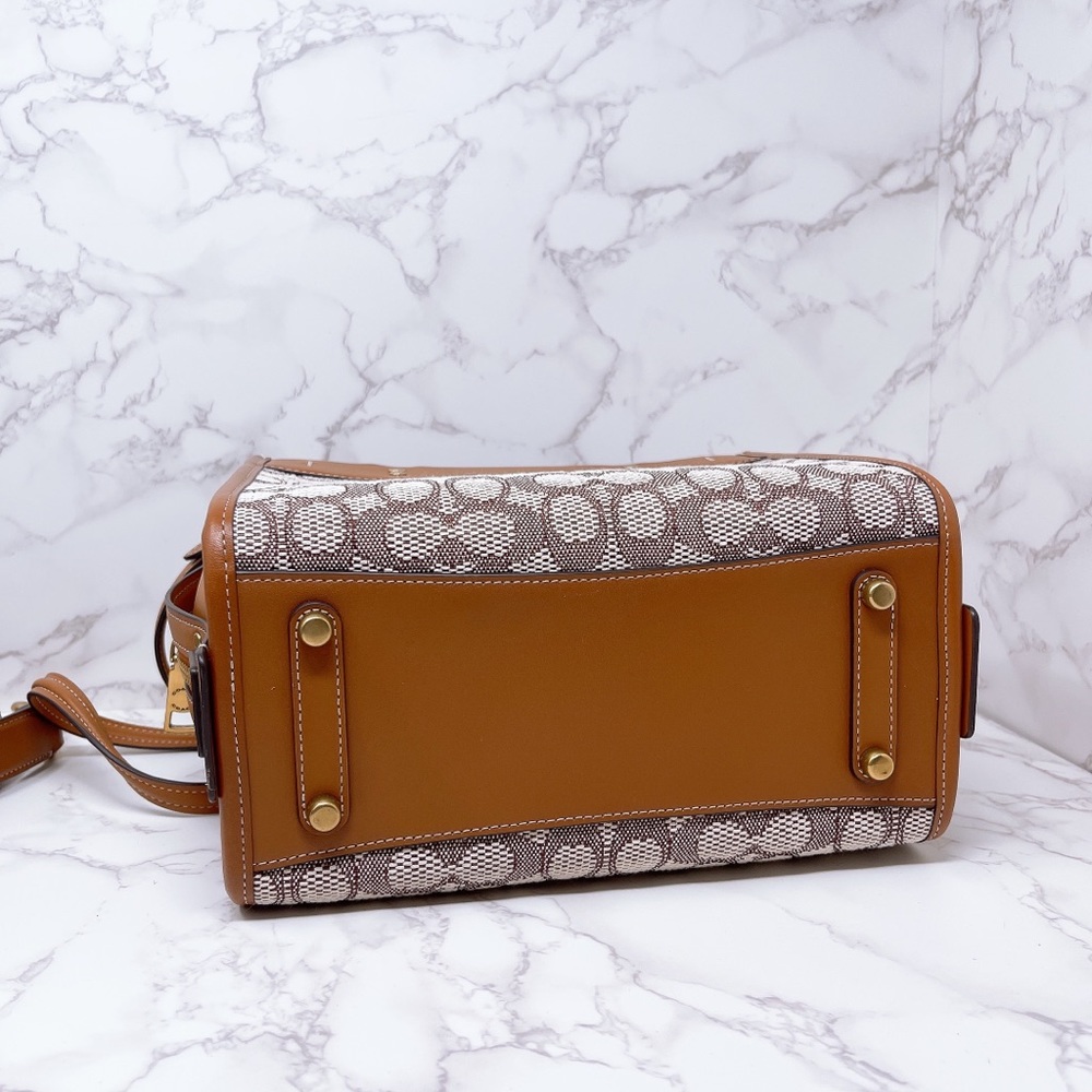 Coach x Tom Wesselmann Rogue 25 in signature textile Jacquard - Picture 4 of 11